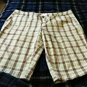 Women's Red Camel shorts